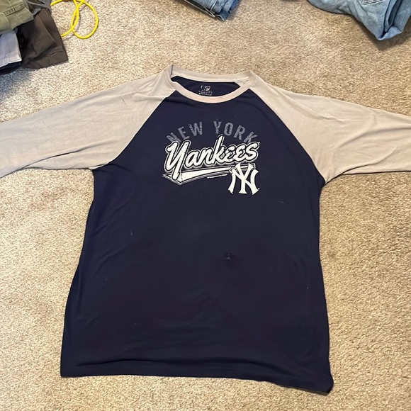 New York Yankees T-shirt. - Picture 1 of 1